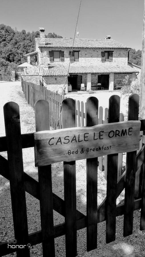 トーディ Casale Le Orme Bed & Breakfast エクステリア 写真